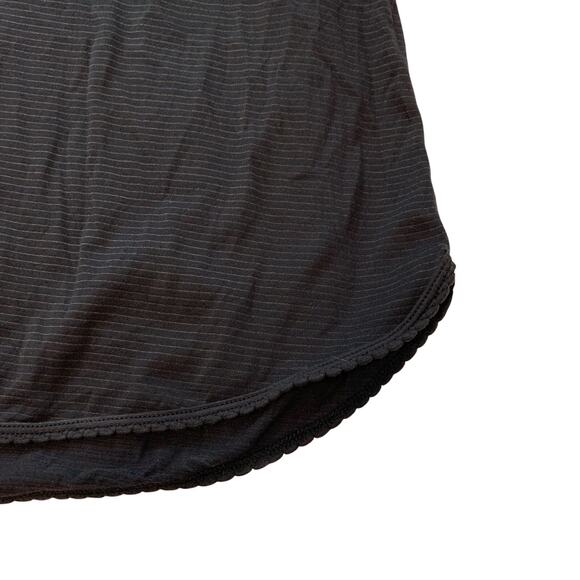 Lululemon 105 Singlet Black, Size 6 - Picture 2 of 5